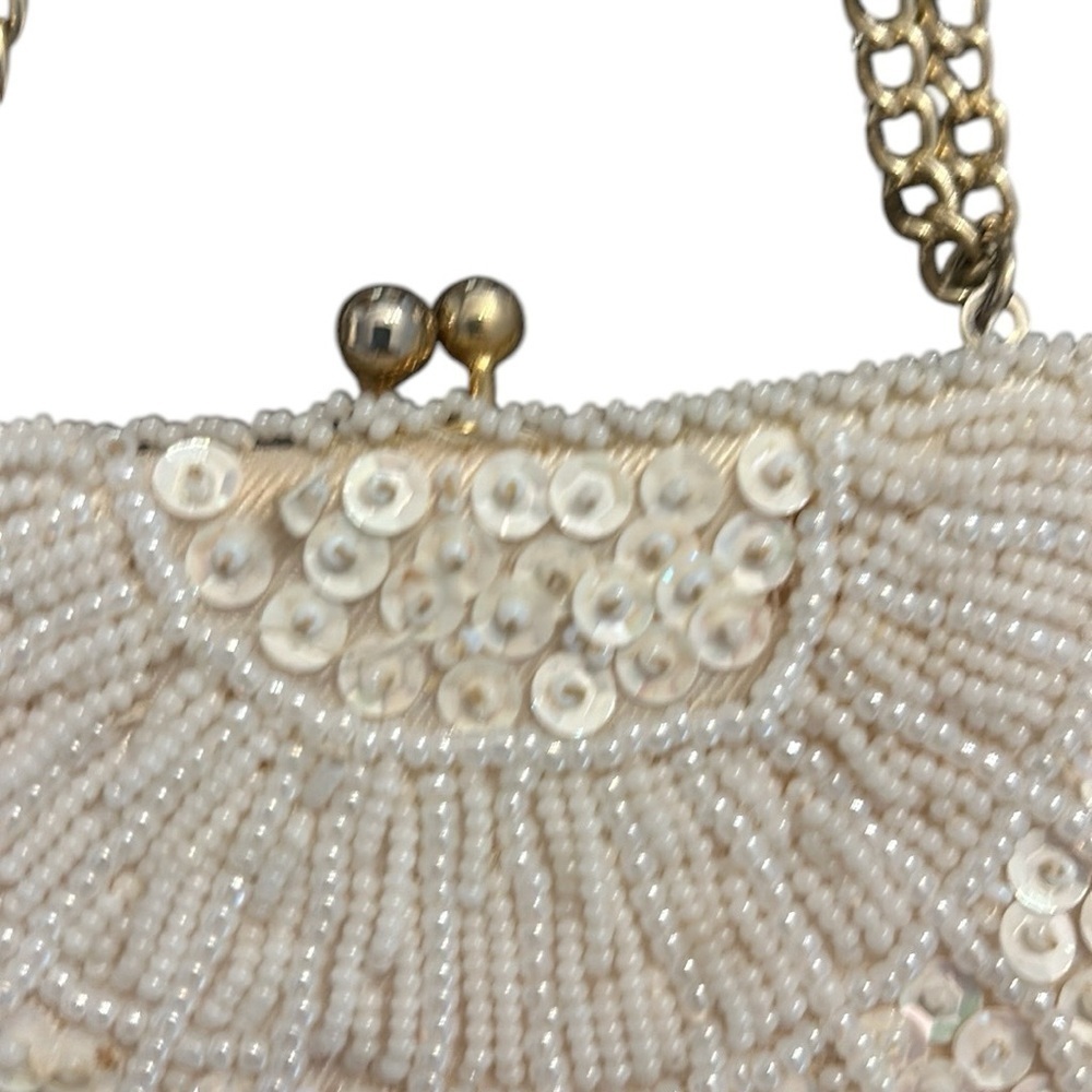 Hand Made Hong Kong Beaded off white bag - Picture 16 of 16